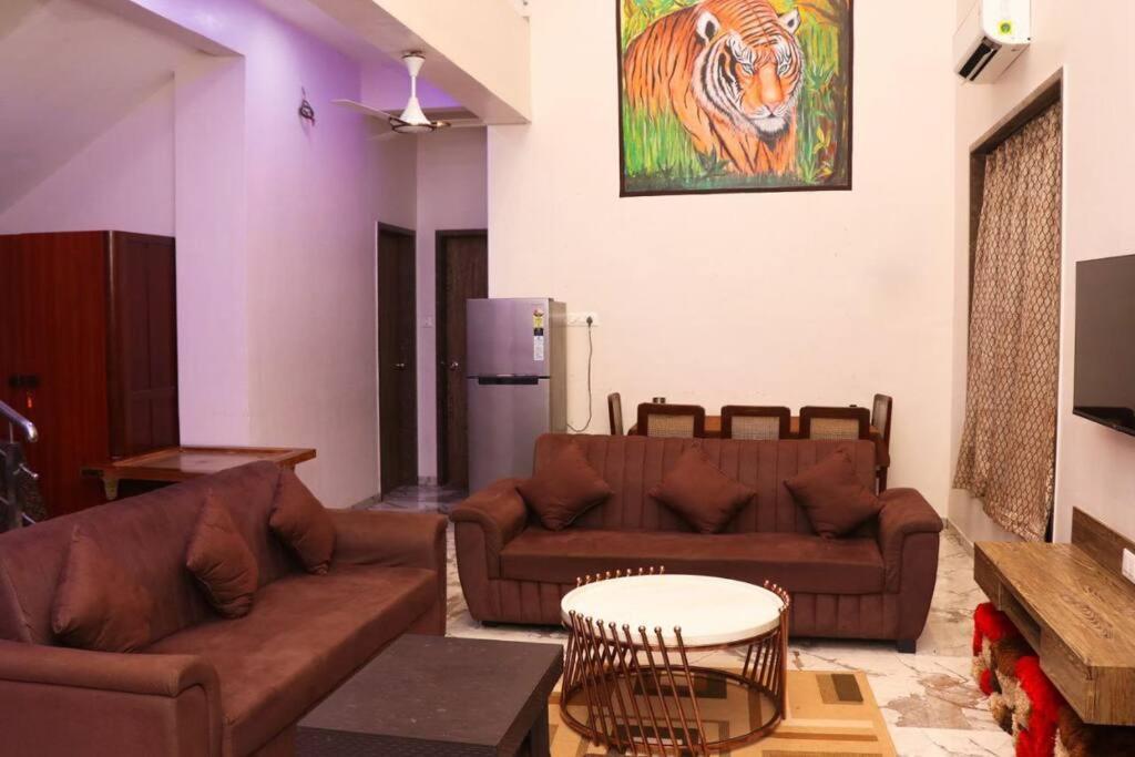 ムンバイ Gk Beach House 5Bhk Pvt Poolヴィラ エクステリア 写真